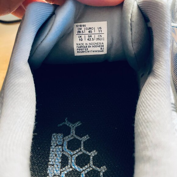 Excellent ASICS Men's GT-2000 10 Sheet Rock / Electric Blue 11 US 45 EUR 10 UK - Picture 5 of 7